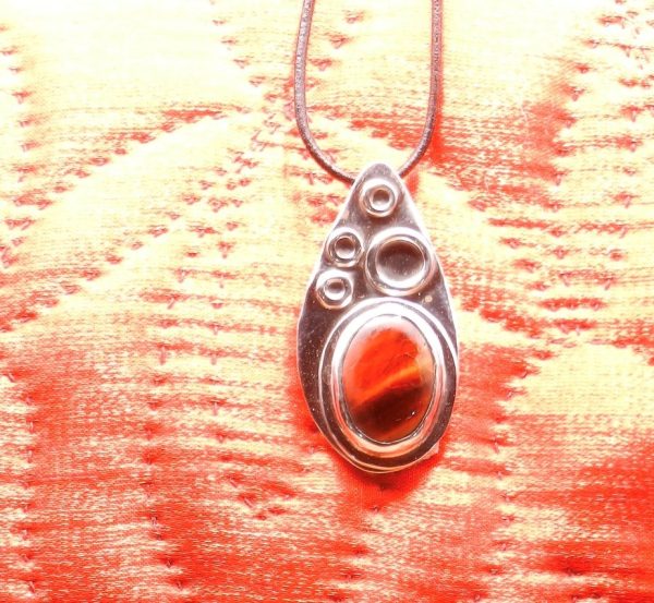 Red Tiger Tears Pendant - Image 5