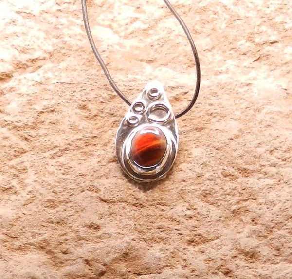 Red Tiger Tears Pendant - Image 6